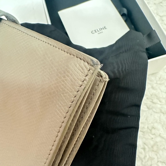 Celine Beige and White Clutch - Picture 12 of 16